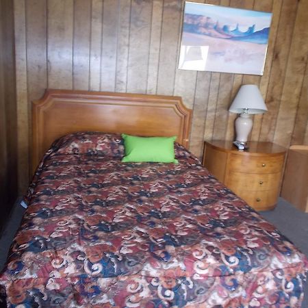 Atomic Inn Beatty Near Death Valley Kültér fotó