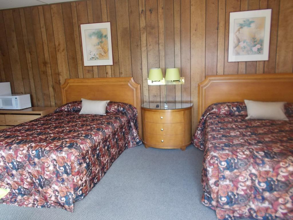 Atomic Inn Beatty Near Death Valley Kültér fotó